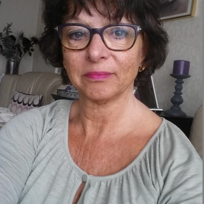 Elly Aanraad